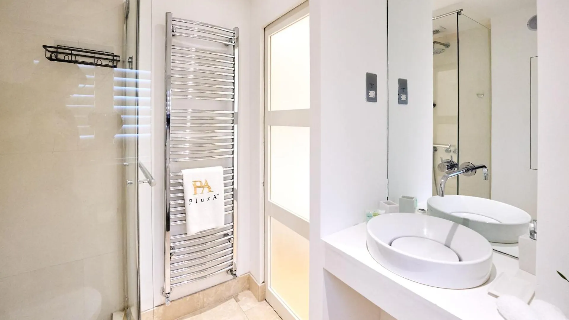 The Garden Loft Apartment London