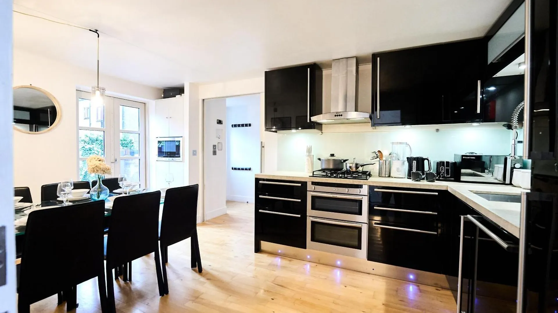 The Garden Loft Apartment London